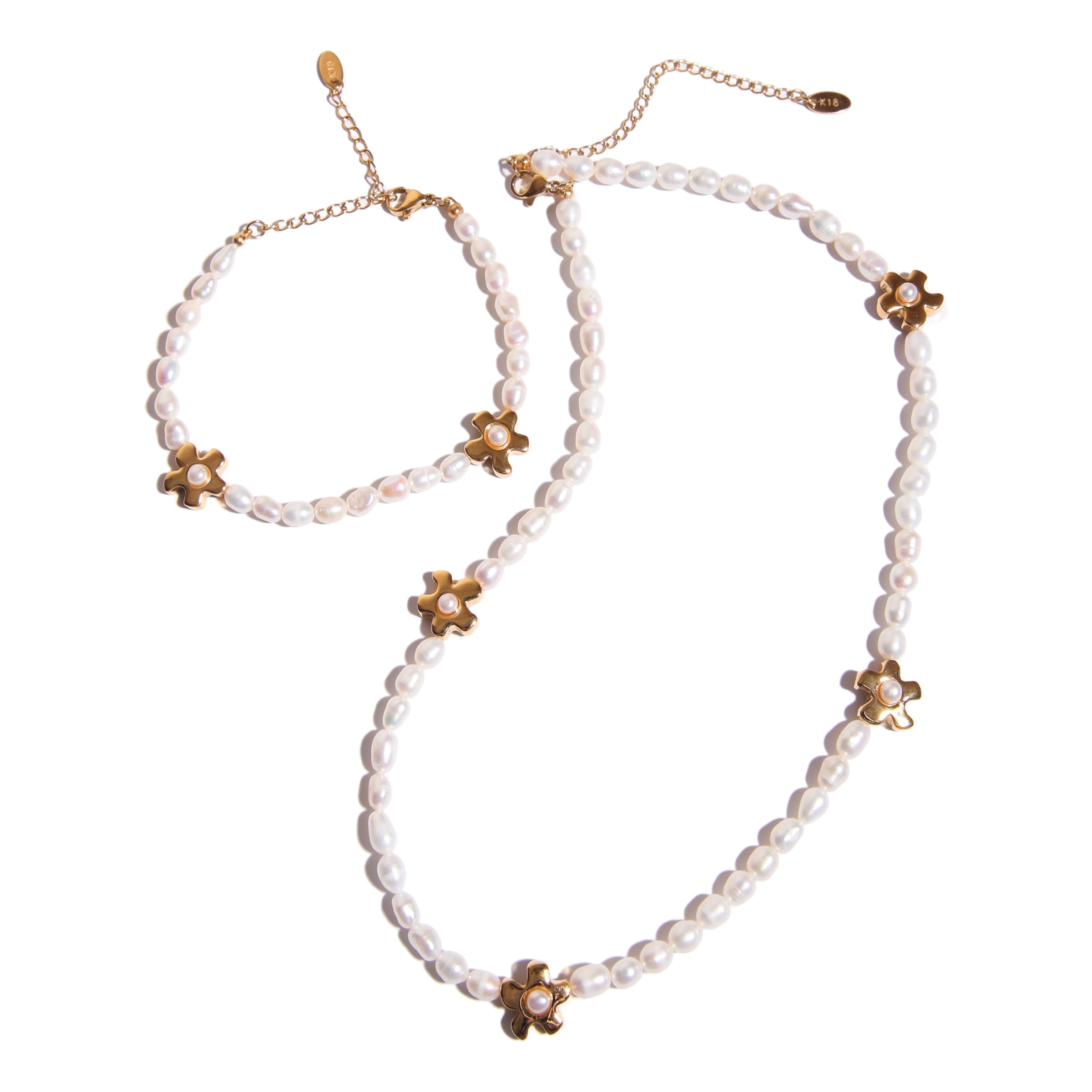 Aesthetic Flower Gold and Fresh Water Pearl Necklace and Bracelet Set